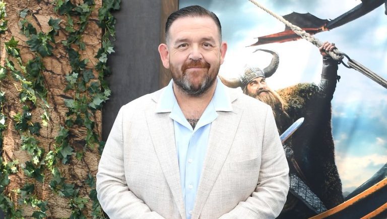 Novo intérprete de Hagrid em Harry Potter, Nick Frost