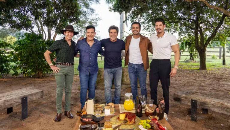 Di Paullo & Paulino e Henrique & Diego no Viver Sertanejo