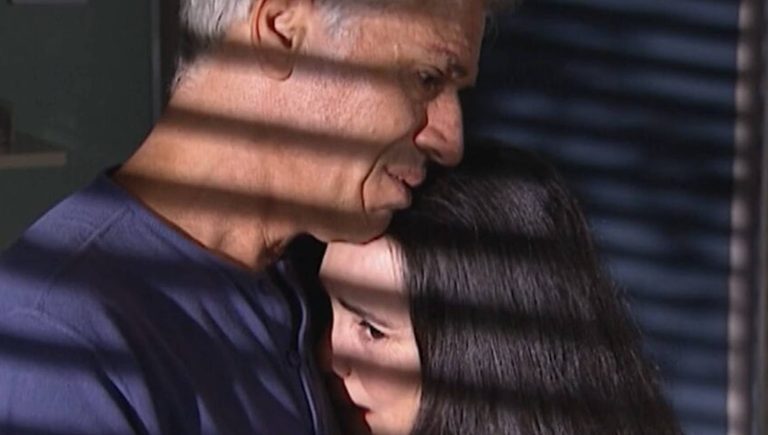 Helena e Assunção choram em História de Amor