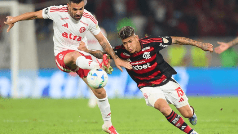 Internacional x Flamengo ao vivo 20/08: onde assistir, horário, escalações e palpites