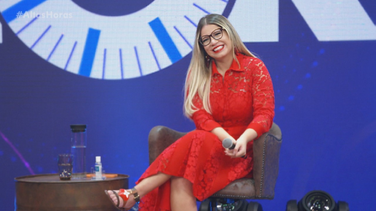Marília Mendonça ganha homenagem no Altas Horas