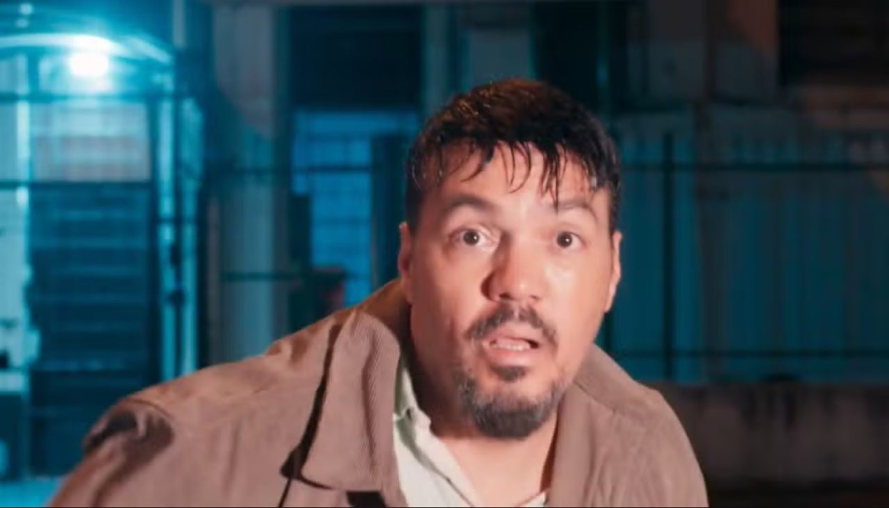 Belo emociona em sua estreia em Três Graças e vive personagem que vira alvo de atentado brutal