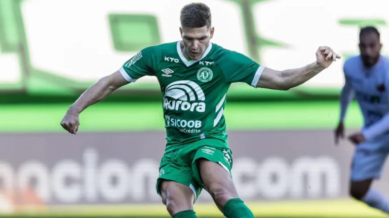 Chapecoense x Operário-PR ao vivo 27/10: onde assistir, horário, escalações e palpites