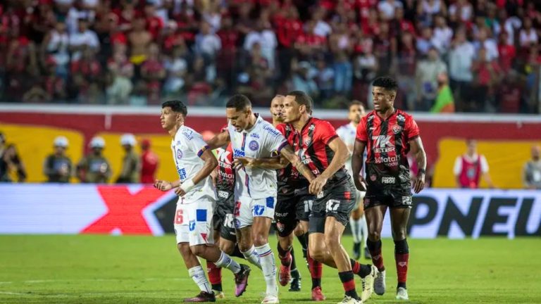 Vitória x Bahia ao vivo 16/10: onde assistir, horário, escalações e palpites