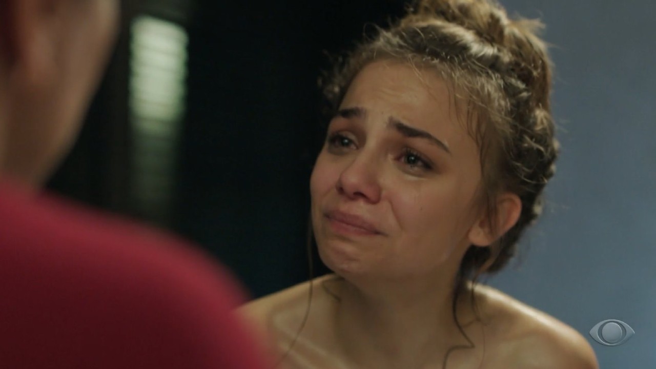 Ceren sofre em Cruel Istambul