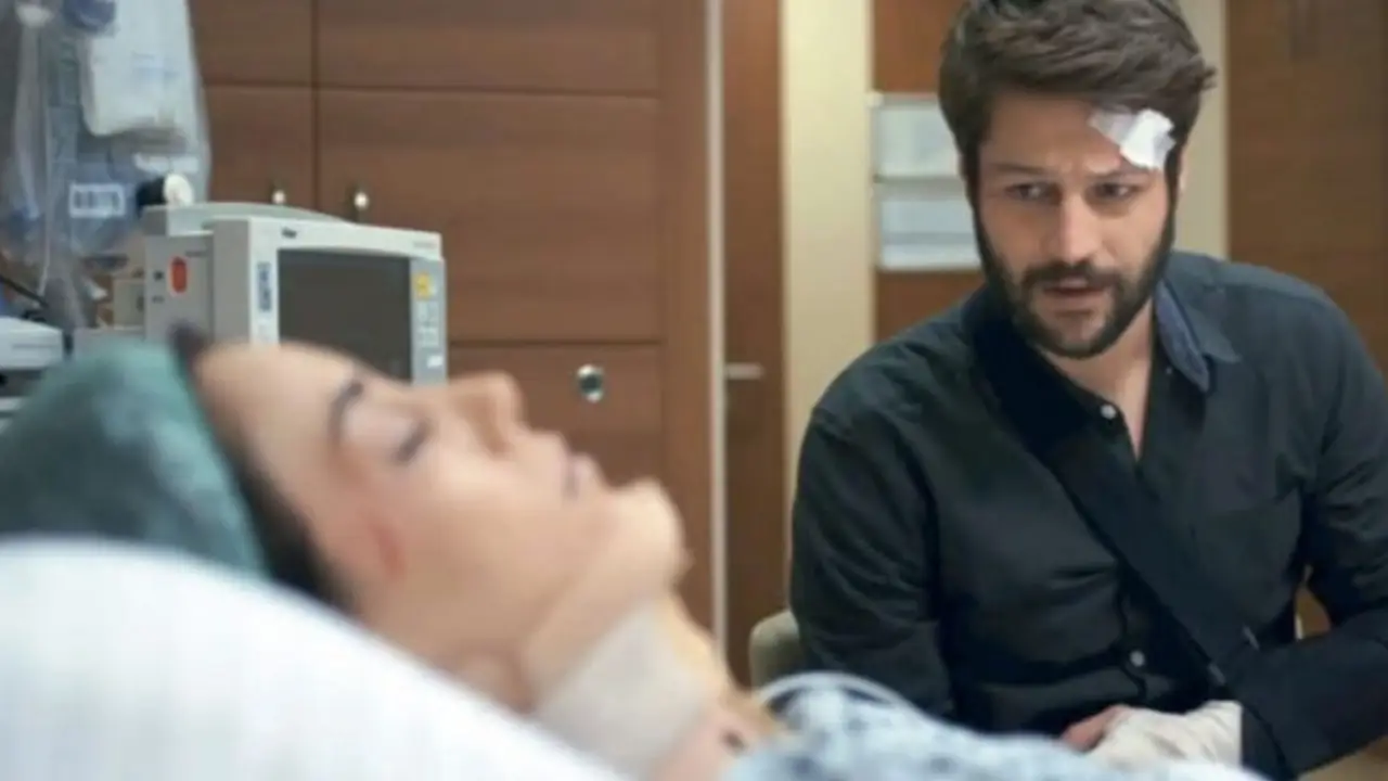 Zeynep no hospital na novela Mãe