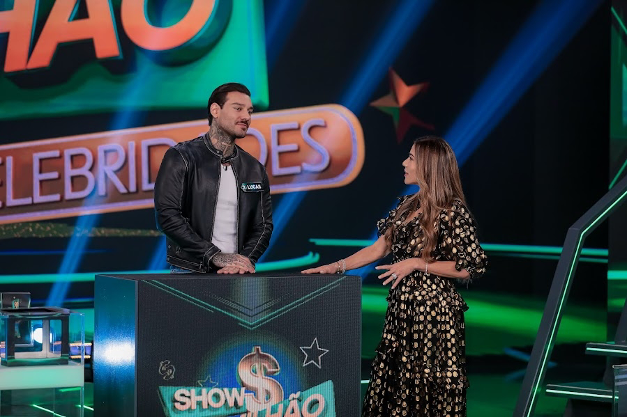 Lucas Lucco participa do Show do Milhão Celebridades no Programa Silvio Santos