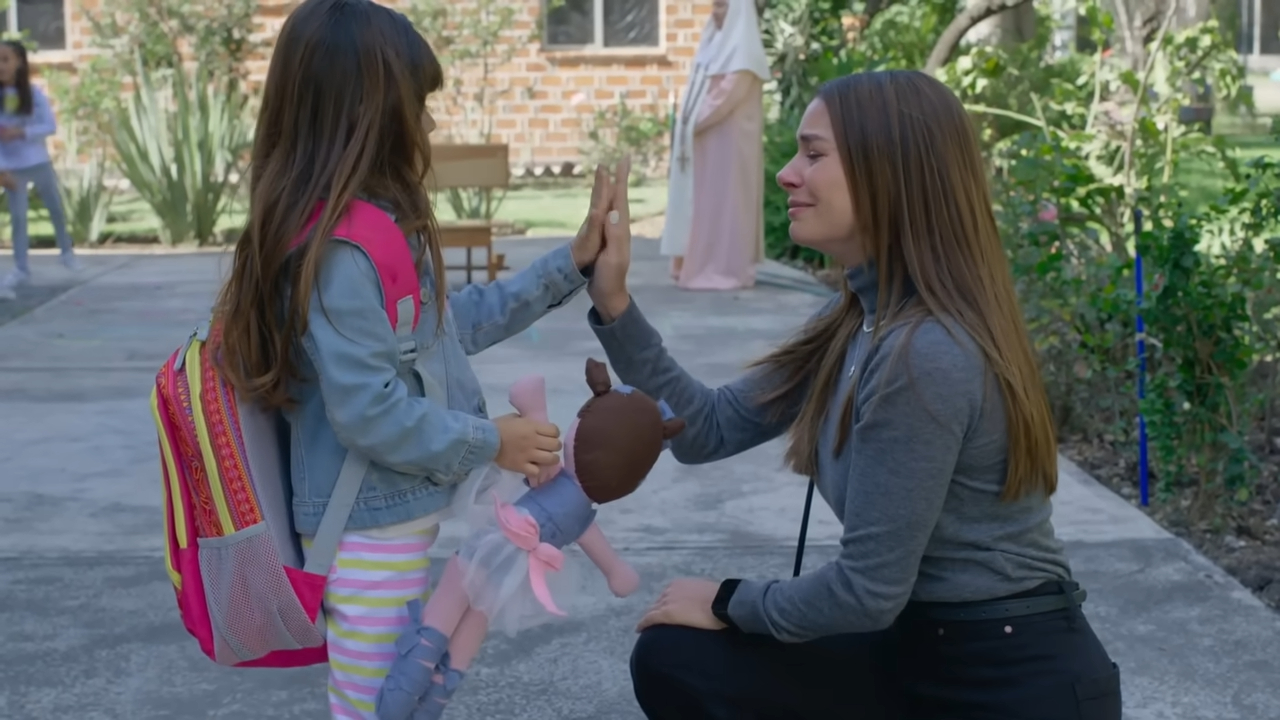 Isabella conhece Valentina em Presente de Amor