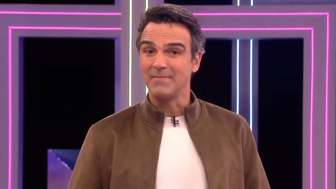 Que horas começa o BBB 26 hoje, domingo, 19/04/2026?