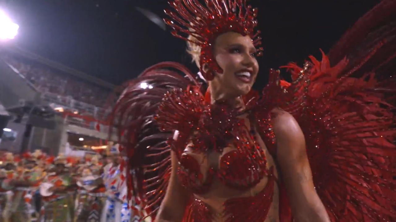 Virginia Fonseca desfila na Grande Rio