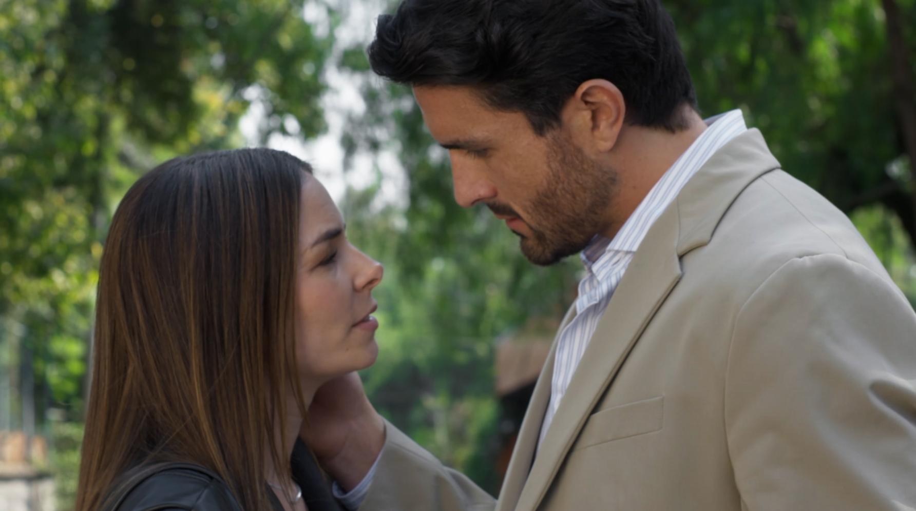 Isabella e Eugenio em Presente de Amor