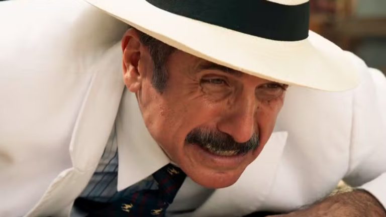 Êta Mundo Melhor!: Ernesto morre? Sandra vê amante desfalecer e pede perdão