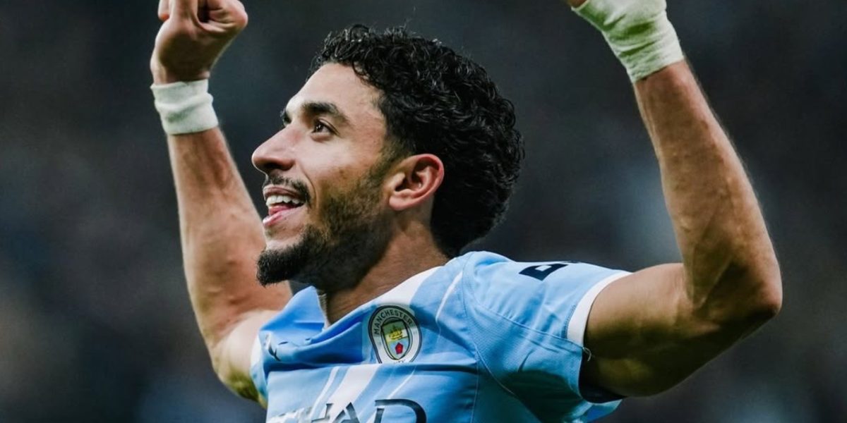 Omar Marmoush em jogo do Manchester City