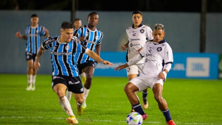Grêmio x Remo ao vivo 05/04: onde assistir, horário, escalações e palpite