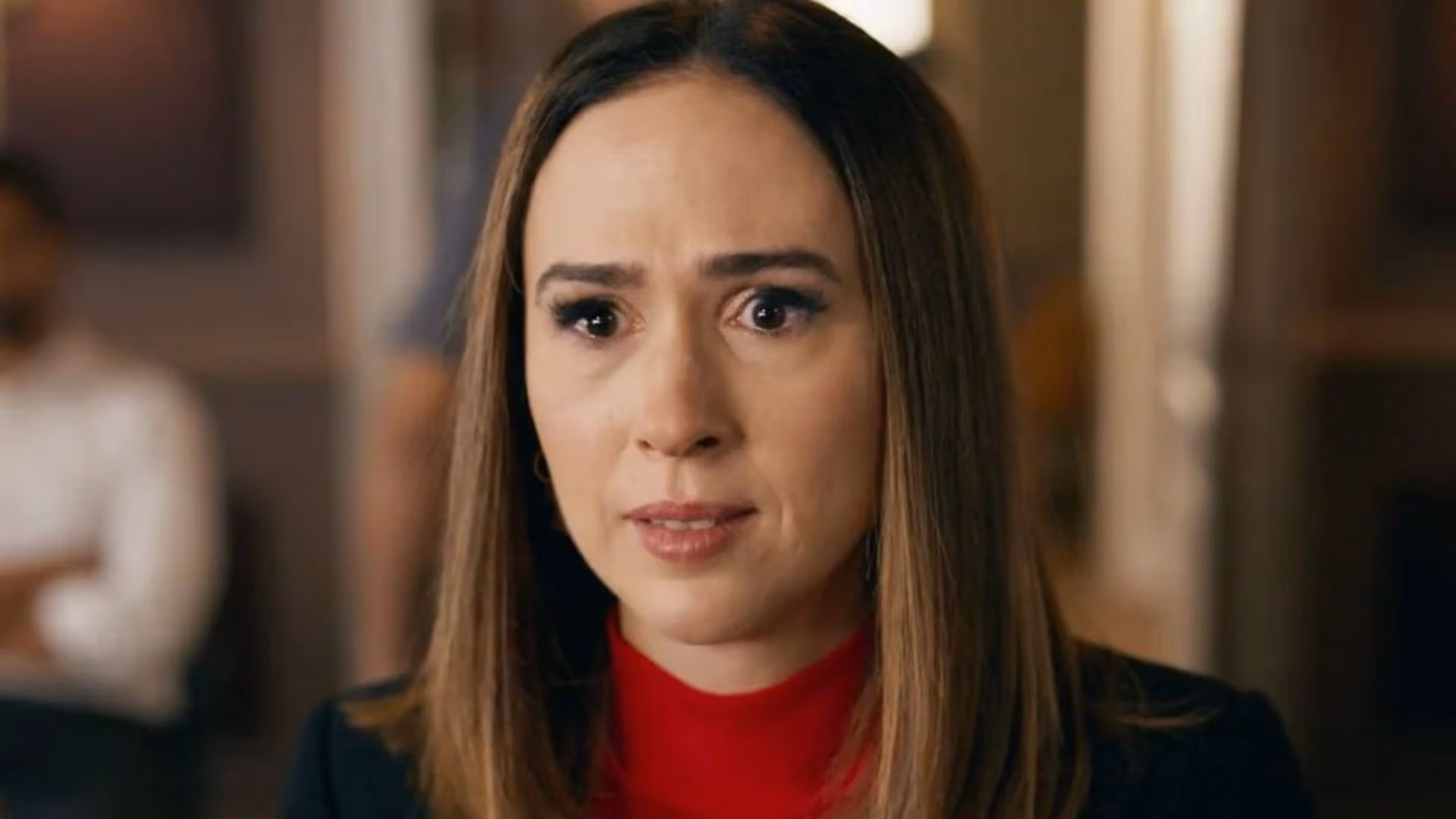 Brigitte expõe Pilar ao divulgar vídeo comprometedor com Iuri em Quem Ama Cuida